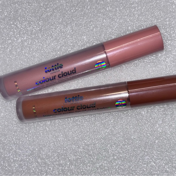💝NEW Lottie London Colour Cloud Matte Liquid eyeshadow💝 - Picture 1 of 7